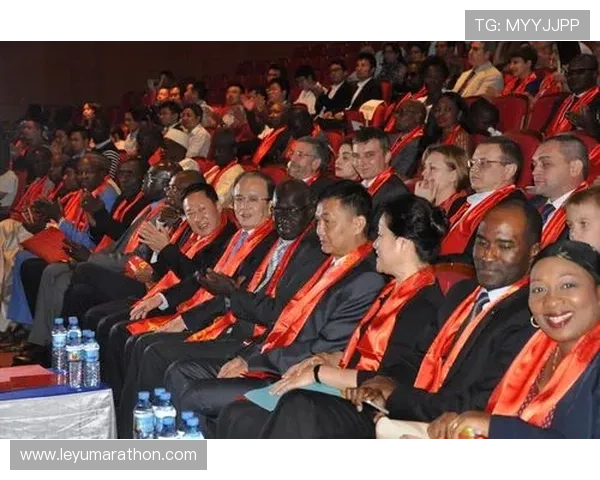 中国向塞内加尔捐赠青奥会物资，助力非洲首次奥运赛事筹备